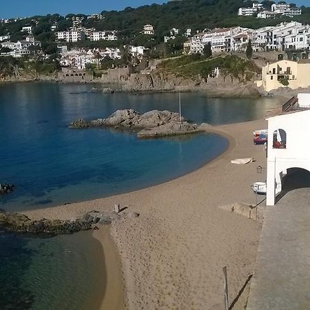 Puig Gros Hotel Montras Luaran gambar