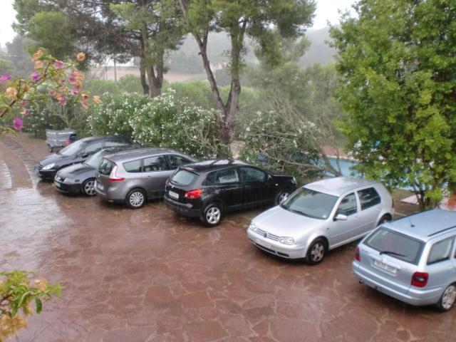 Puig Gros Hotel Montras Luaran gambar